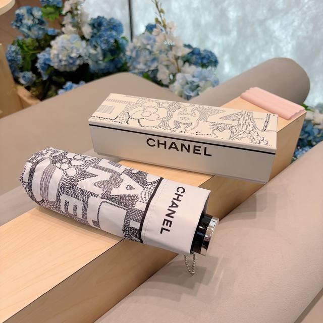 特批 Chanel 香奈儿 五折手动折叠晴雨伞 选用台湾进口uv防紫外线伞布 原单代工级品质 2色
